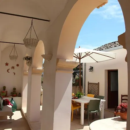 Antica Dimora - Ospitalita E Tradizione 4*