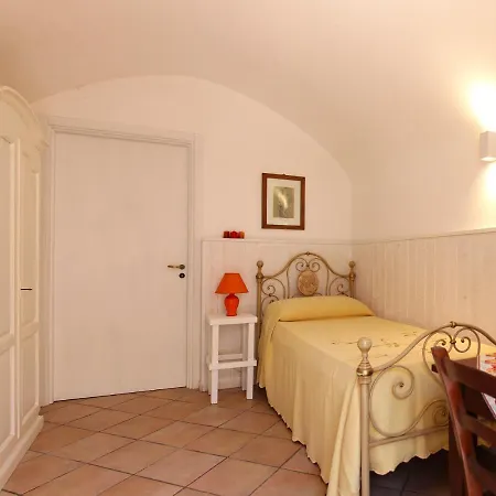 Pensión Antica Dimora - Ospitalita E Tradizione 4*
